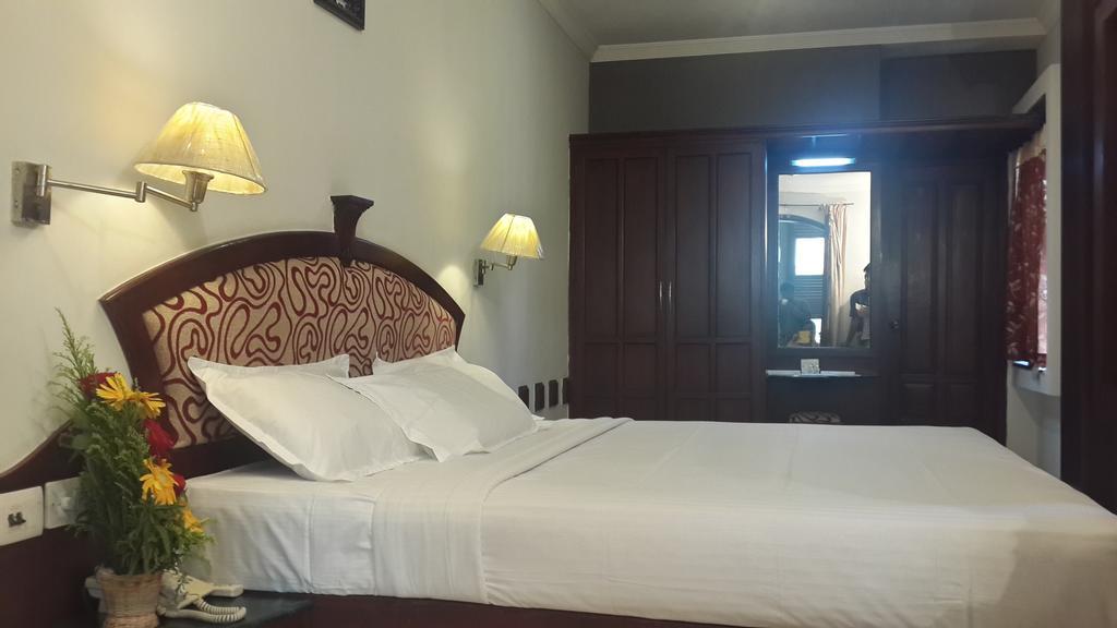 Hotel Planet Mount Chennai Eksteriør billede